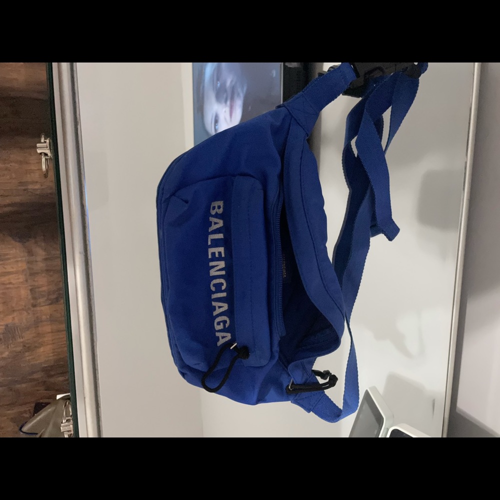 Fanny pack